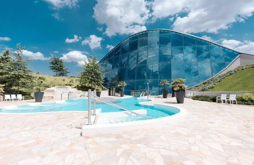 Curcay-sur-Dive House | Center Parcs - Domaine Le Bois aux Daims - 4 Room Cottage 6 People VIP