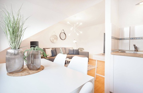 Suedviertel Apartment | CenterApartment | near Messe & Grugahalle & City