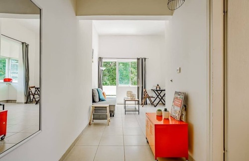 Tel Aviv Apartment | Central 1BR in Dizzengoff by Holiday-rentals
