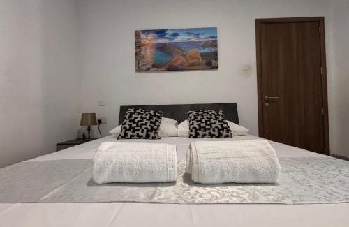 Hamrun House | Central and Cozy Room