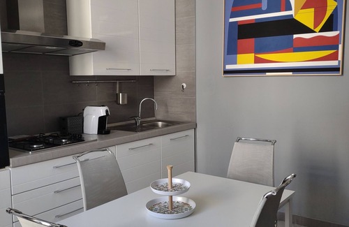 Borgo Vecchio Apartment | Central Apartment a stone's throw from the port