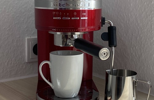 Marburg Apartment | Central apartment directly on the Lahn with a beautiful view of the river