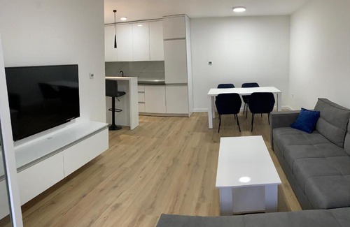 Foca Apartment | Central Apartment Foca - with garage