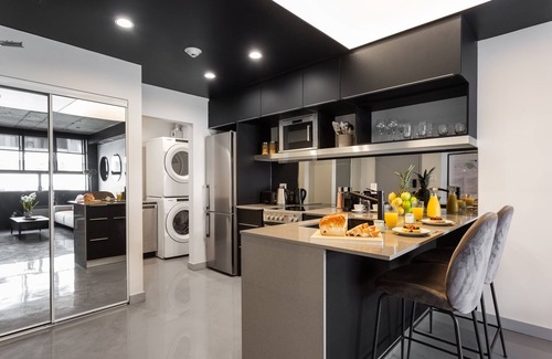Shaughnessy Village Apartment | Central Apartment with All Amenities