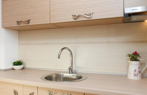 Novi Beograd Apartment | Central Apartments HOT TUBE