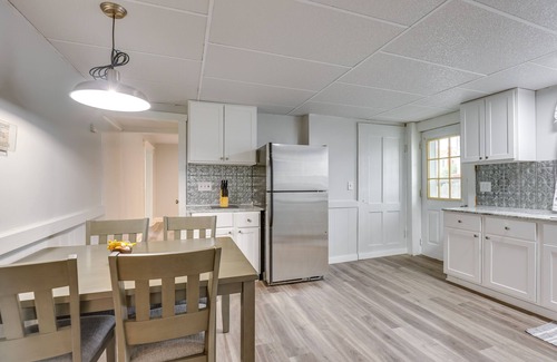 Auburn Apartment | Central Auburn Apartment w/Porch: Pets Welcome!