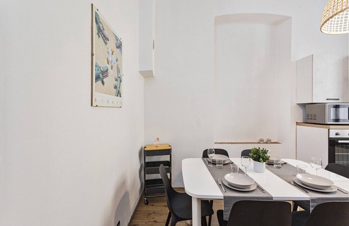 San Vincenzo Apartment | Central & Cozy Apartment by Wonderful Italy