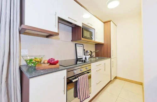 Dublin Apartment | Central Dublin Stay 1 Bedroom Apartment Sleeps 4