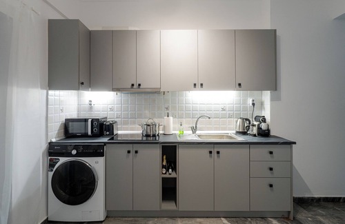 Patras Apartment | Central Elegant Flat in Patras with beautiful balcony and view