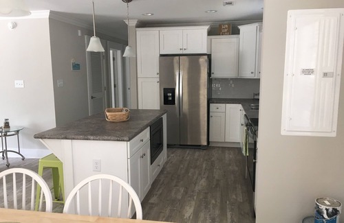 Emerald Isle House | Central Emerald Isle, Private Beach Parking