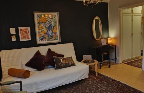 Umea Apartment | Central lägenhet med badkar Nära till allt