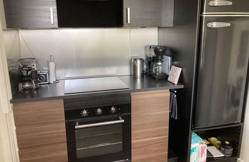Kolding Condo | Central Lejlighed med Egen Have tæt ved Slotssøen