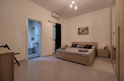 Pieta Apartment | Central new apartment - 5mins to Valletta and Sliema