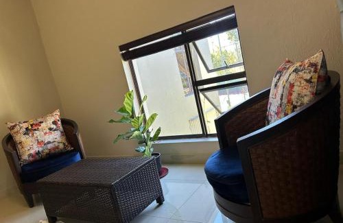 Houghton Estate Apartment | Central Oasis