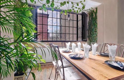 Bucharest City-Centre Apartment | Central Park by Urbanesq