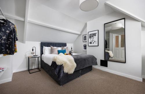 Plymouth Apartment | Central Plymouth 1 Bedroom Apartment - Sleeps 5 - Habita Property