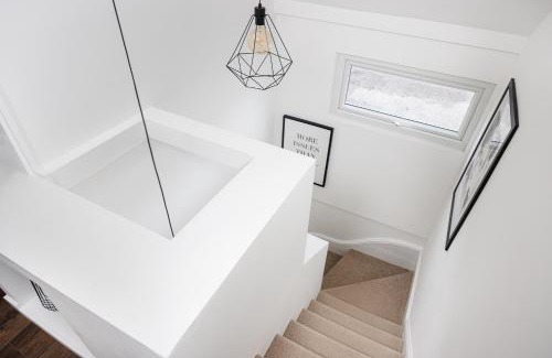 Plymouth Apartment | Central Plymouth 1 Bedroom Apartment - Sleeps 5 - Habita Property