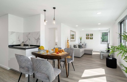 Ribeira Brava Apartment | Central Rooftop Apartment |TerraceSea Alecrim