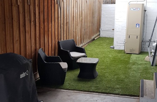 Essendon House | Central & Tranquil Two-Bedroom Home in the Heart of Essendon