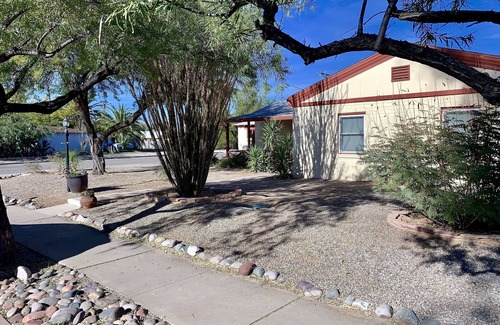 The Garden District House | Central Tucson Gem located near University of Arizona, Reid Park Golf & Gardens.