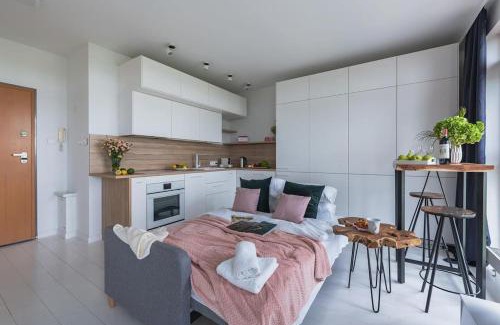 Muranow Apartment | Central Warsaw Apartment - Great Location - City View- Słominskiego