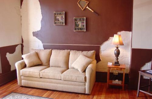 Centralia Hotel | Centralia Square Grand Ballroom and Vintage Hotel