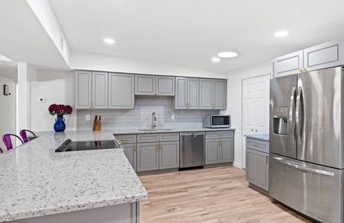 Tucson House | Centrally Located 3BR with Hot Tub, Fire Pit & Games