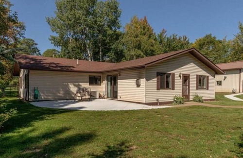 Brainerd House | Centrally located 4 BR home!