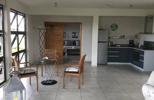 Grand-Baie Apartment | Centrally located and quiet rooftop apartment in Grand Baie/Pereybere