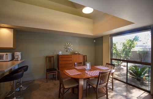 Campus Farm House | Centrally Located Contemporary Home.