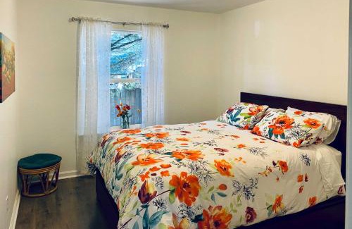 Mount Shasta House | Centrally Located Mt Shasta Home with Deck!