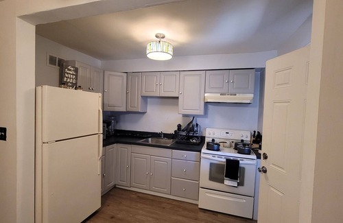 Brooklyn House | Centrally located townhome