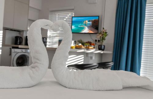 Exeter Apartment | Centre Point Studio - Short Stays UK