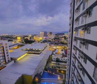 Cagayan de Oro Apartment | Centrio Tower w/Netflix + WiFi