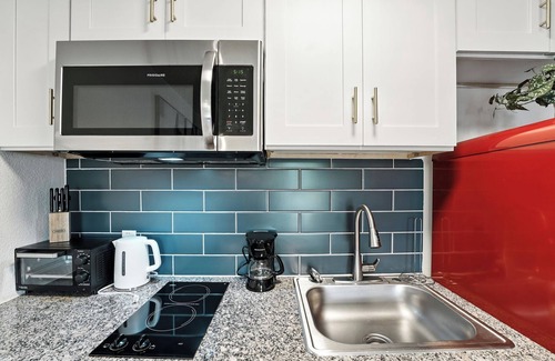St. Johns Apartment | Centro Flats 554 I Comfy and Spacious Studio