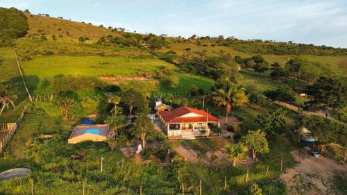 Bezerros House | Chácara Aconchegante com Piscina e Churrasqueira Perto do Ponto Turístico de Bezerros