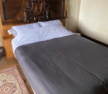 Surin Bed & Breakfast | Château de Cibioux