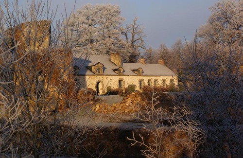 Hardanges Bed & Breakfast | Château de la Chasse-Guerre