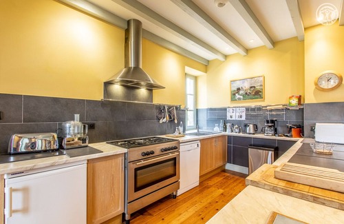 Cluny House | Château de la Corbette