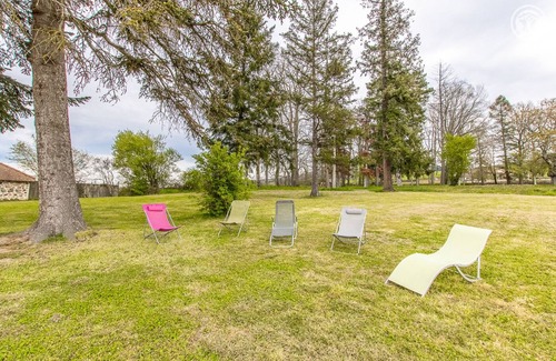 Cluny House | Château de la Corbette