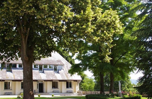 Mery-sur-Marne Bed & Breakfast | Château de Méry - Méry-sur-Marne (with full board)