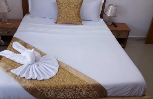 Kribi Hotel | Château MBeka'a Paris