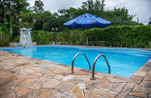 Peruibe House | Chacara com piscina, churrasq e WiFi em Peruibe SP