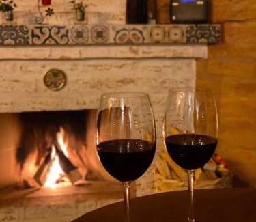 Goncalves Cabin | Chalé Som da Sete Quedas Hidromassagem, Lareira e Vista para as Montanhas