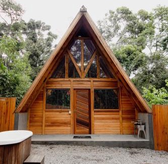 Itapecerica da Serra Cabin | Chalés, Cabanas e Suites - Espaços românticos na natureza