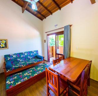 Lagoinha Hotel | Chalés Recanto Leões de Ouro
