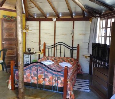 Lumiar Ski Chalet | CHALE e SUÍTE com Mimos Café Manhã