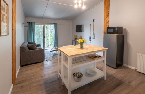 Havelock-Belmont-Methuen Ski Chalet | Chalet #12 - Two-Bedroom Suite