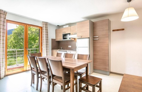 Gresse-en-Vercors Ski Chalet | Chalet, 300m from shops, fitness, parking, tv, 60-65m², Gresse en Vercors