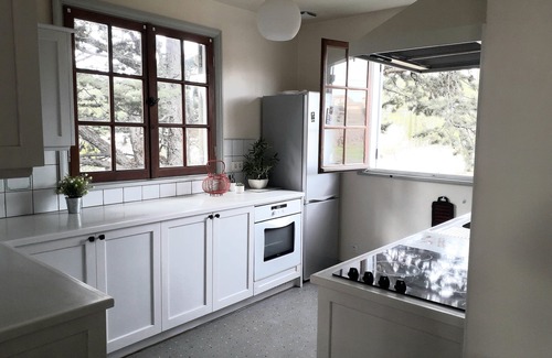 Fabrezan Ski Chalet | Chalet and pool 4 persons in the Corbieres, large garden